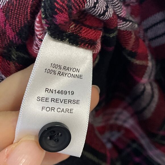 Casa Cabana Shirt Women's Black & Red Plaid Long Sleeve Button Up Flannel Small - Picture 8 of 8